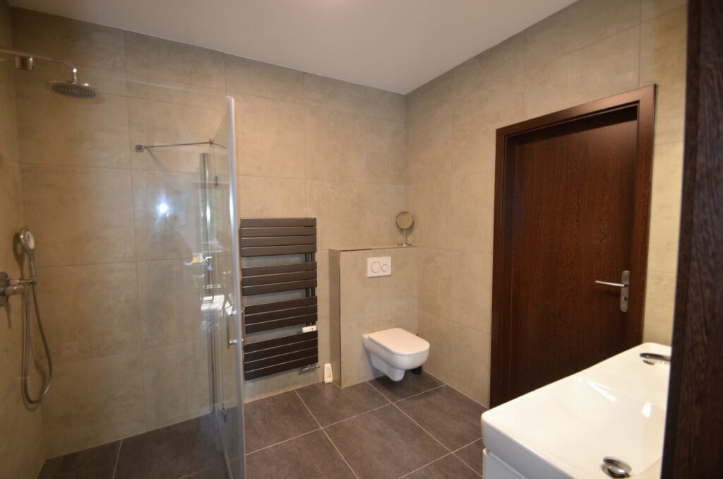 Apartmán Rokytno 6 - ubytování v srdci Krkonoš - koupelna